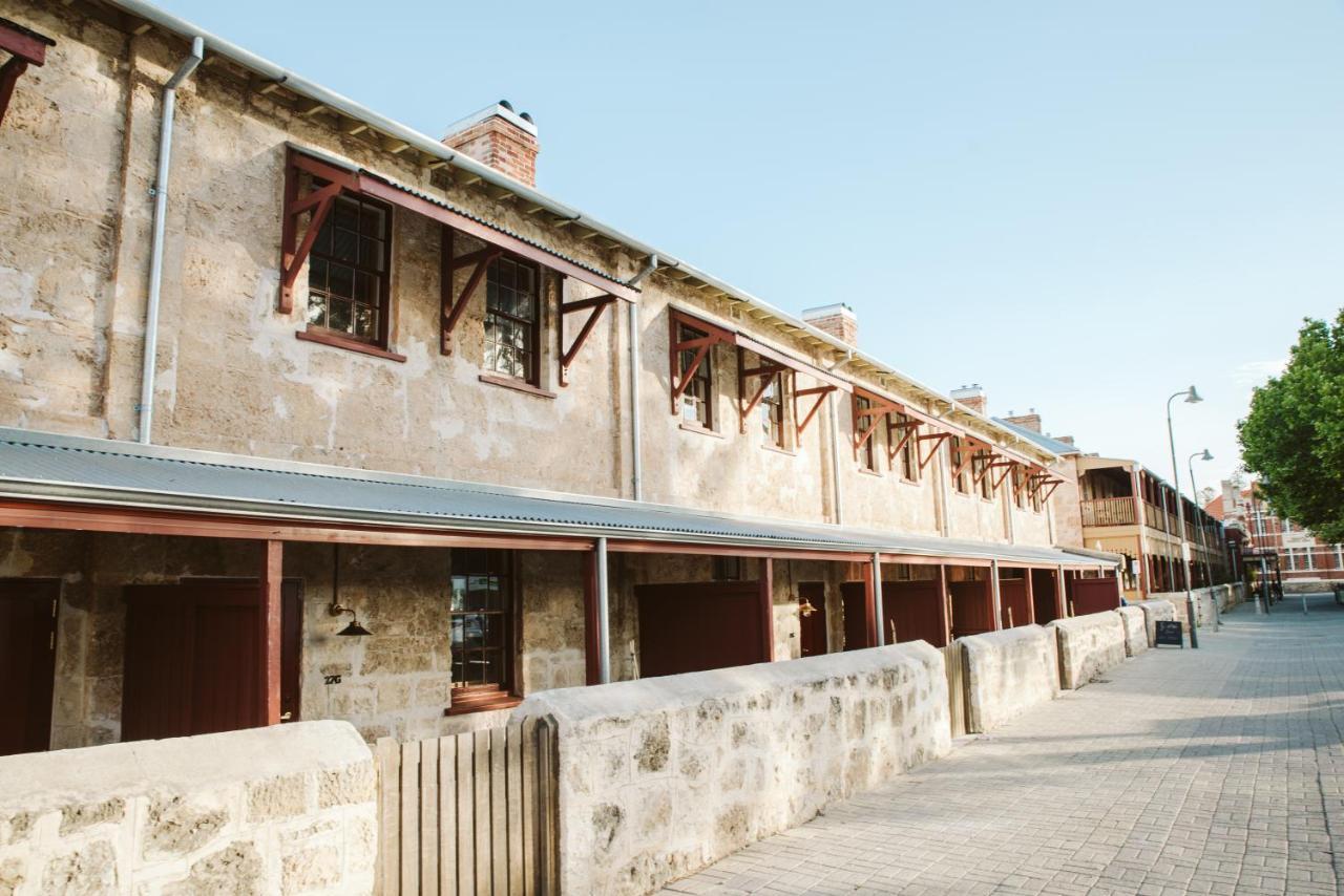 Warders Hotel Fremantle Markets Buitenkant foto